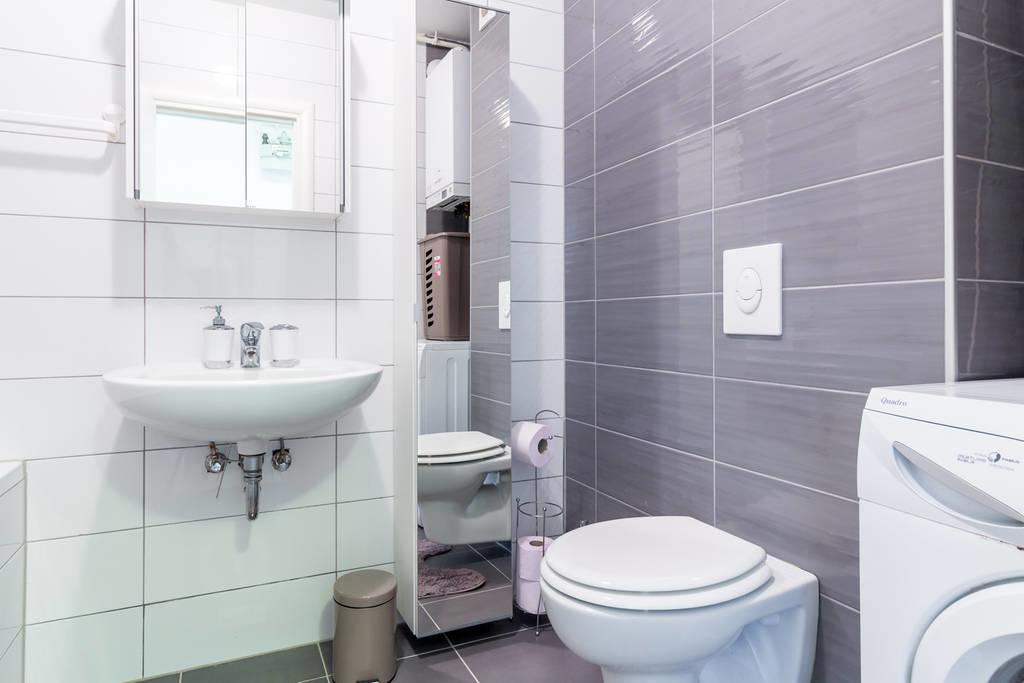 Flexible Selfcheckins 9 - Zagreb - Garage - Electric Vehicle Ccharger - Loggia - New - Apartments Repinc 9 Eksteriør billede