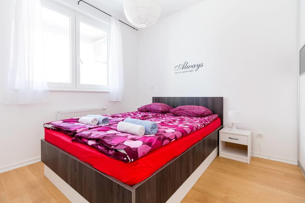 Flexible Selfcheckins 9 - Zagreb - Garage - Electric Vehicle Ccharger - Loggia - New - Apartments Repinc 9 Eksteriør billede